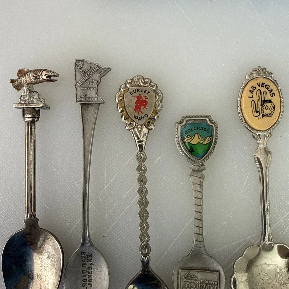 Lot of 13 State/Country Collector Spoons BC, ID, GA, NV, CO, W.VA, MN, PA, CA